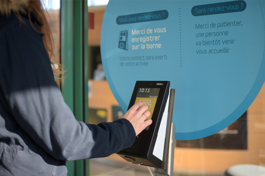 Kelio - Badgeage via des bornes interactives