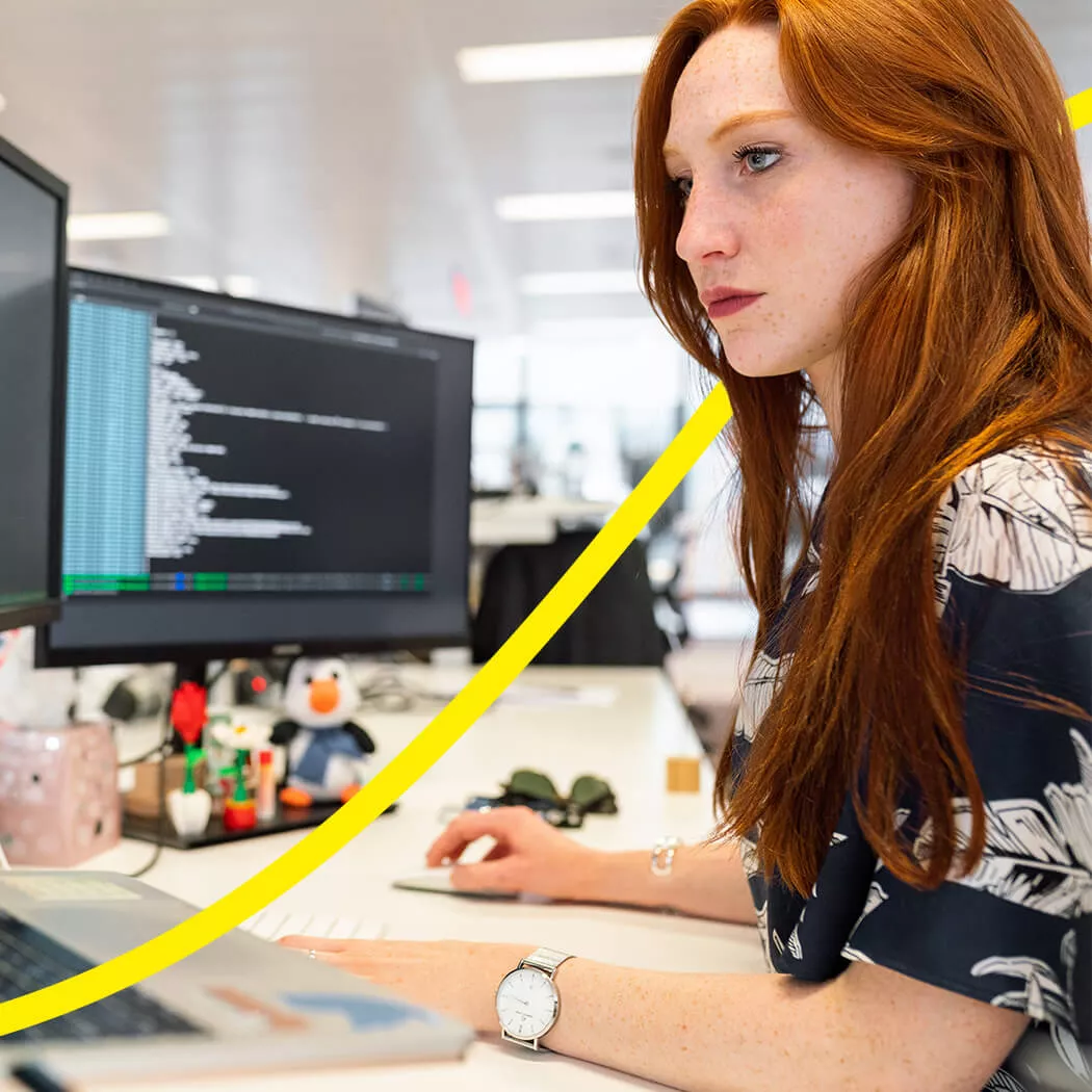 Logiciel de paie en ligne professionnel pour les entreprises de 10 à 150 bulletins - SYNTEC