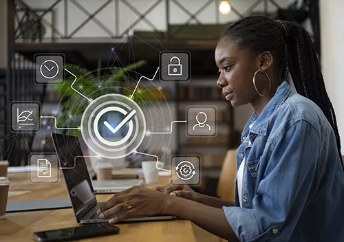 Automatisation et conformité des processus administratifs RH